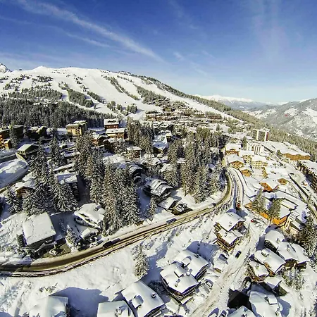 Apartment Renove Avec Acces Direct Aux Pistes, 3 Chambres, 1850 - Fr-1-564-75 Courchevel